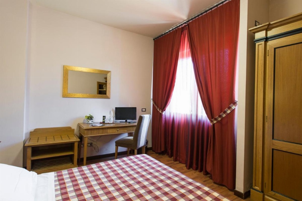 Room image 2